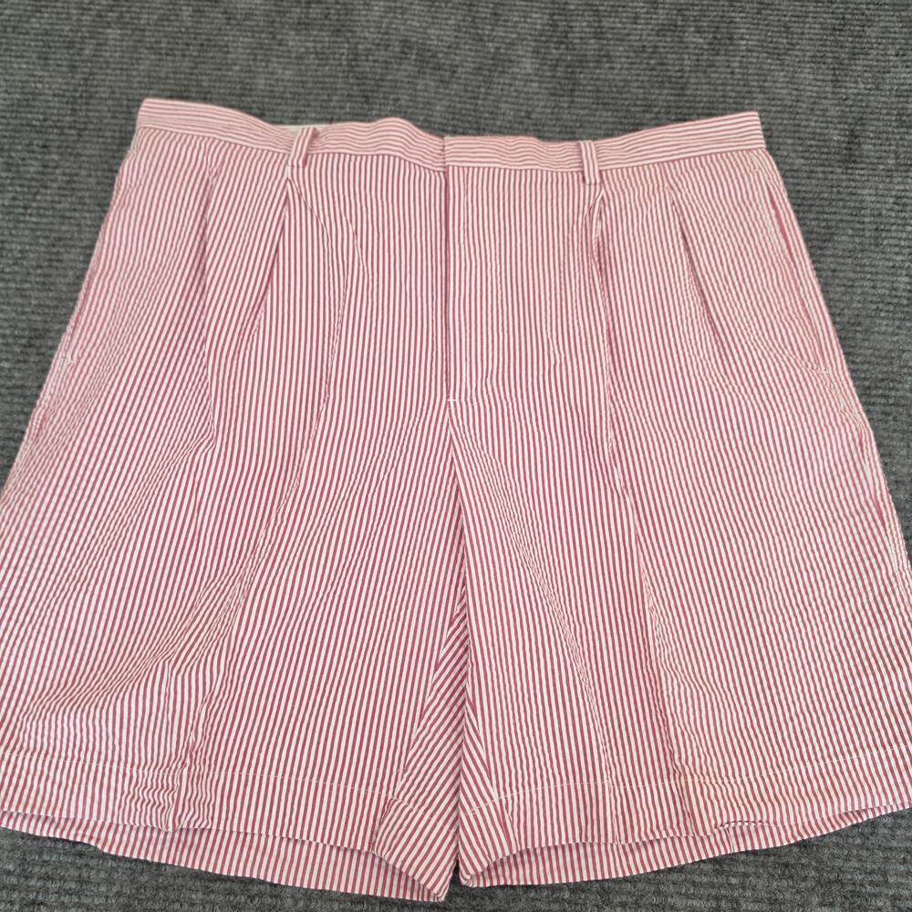 Cutter & Buck Men's Size 40 100% Cotton Red and White Seersucker Shorts - Picture 2 of 10